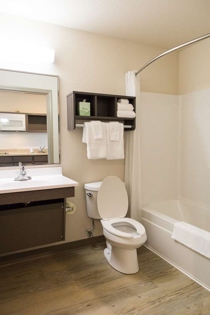 Woodspring Suites Broken Arrow Tulsa Room photo